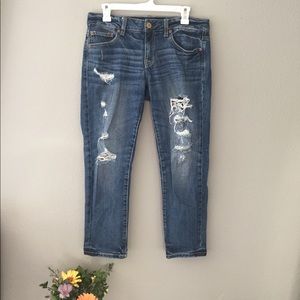 American Eagle cropped ripped jeans